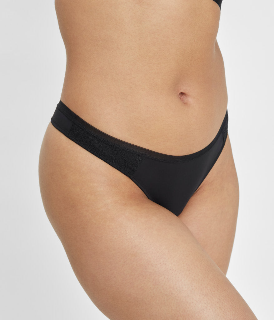 The Palm Lace Thong: Jet Black