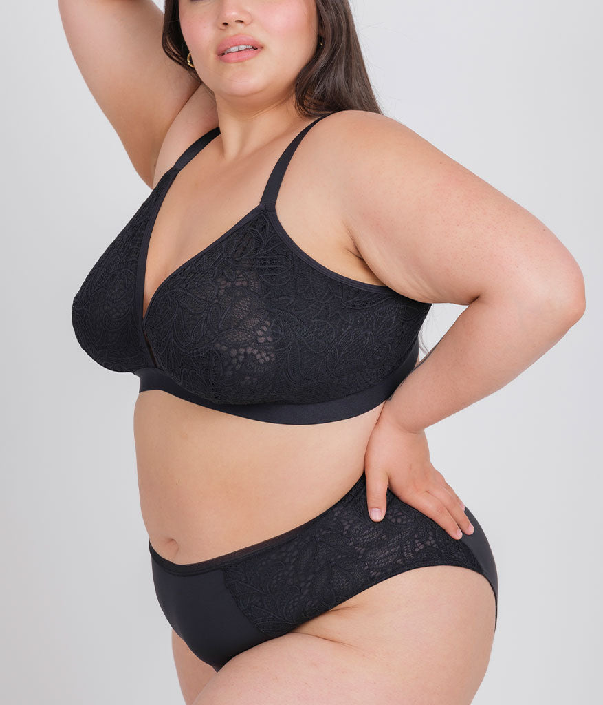 The Palm Lace Busty Bralette: Jet Black